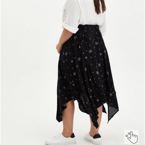 Torrid Black star handkerchief skirt - Picture 2 of 4